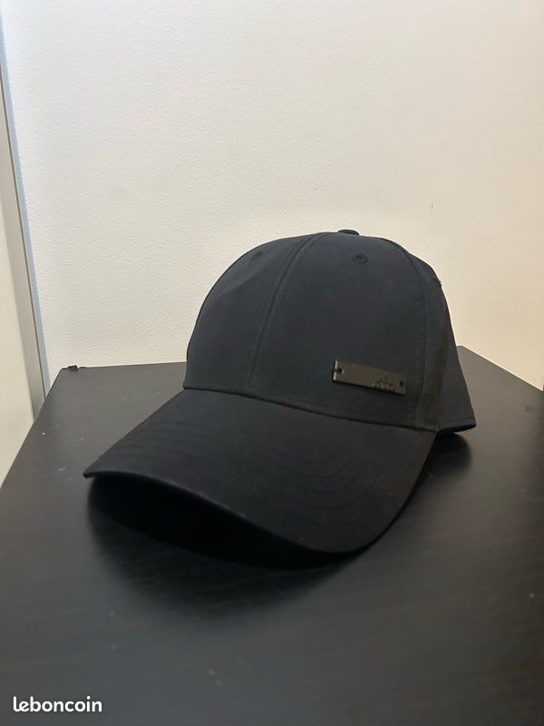 Casquette adidas (image 1)