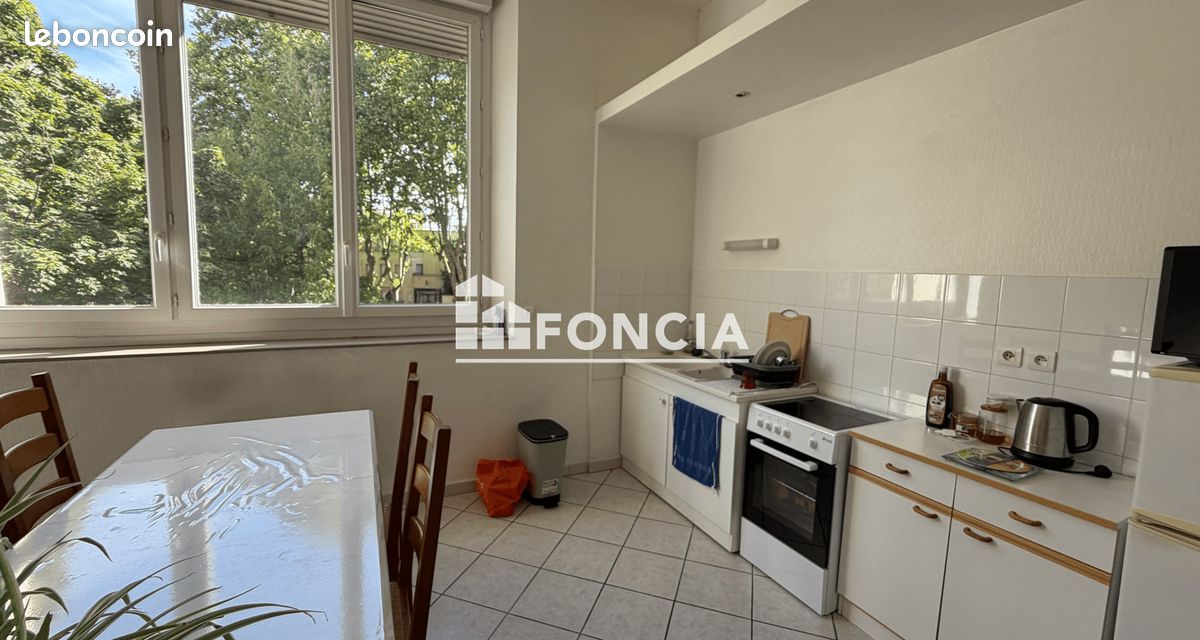 Appartement 2 pièces 47 m² · à Villeurbanne · 47 m² · 805 €