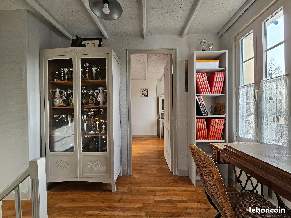 Maison 4 pièces 85 m² - Voeuil-et-Giget 16400 (image principale 10)