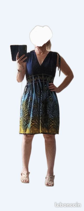 Robe courte multicolore.Taille 38 (image 1)