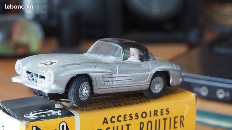 Mercedes 300 SL Toit Rigide Rouge - JOUEF Réf. 353 - Miniature De Collection Occasion
