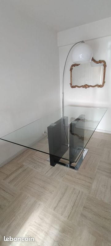 Table en verre 6-8 pers (image 4)