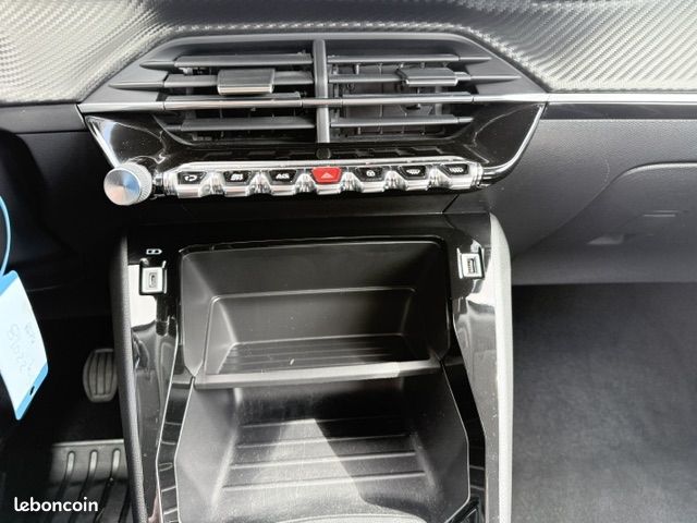 Peugeot 2008 1.5 HDI 110 Active Business (image 19)