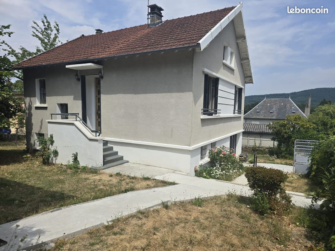 Maison 3 pièces 90 m² · à Saint-Sulpice-Laurière · 90 m² · 690 €/mois