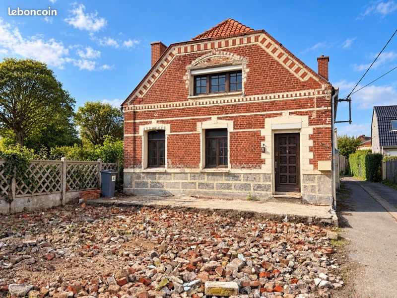 Maison 5 pièces 110 m² · à Annequin · 110 m² · 99 000 €