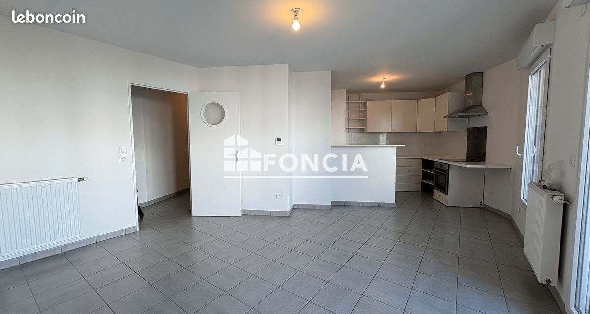 Appartement 3 pièces 62 m² · à Décines-Charpieu · 62 m² · 936 €
