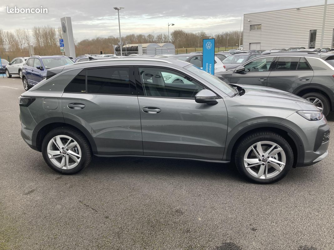 VOLKSWAGEN T-Roc 1.5 eTSI EVO2 Hybrid 150 ch DSG7 Style (image 6)