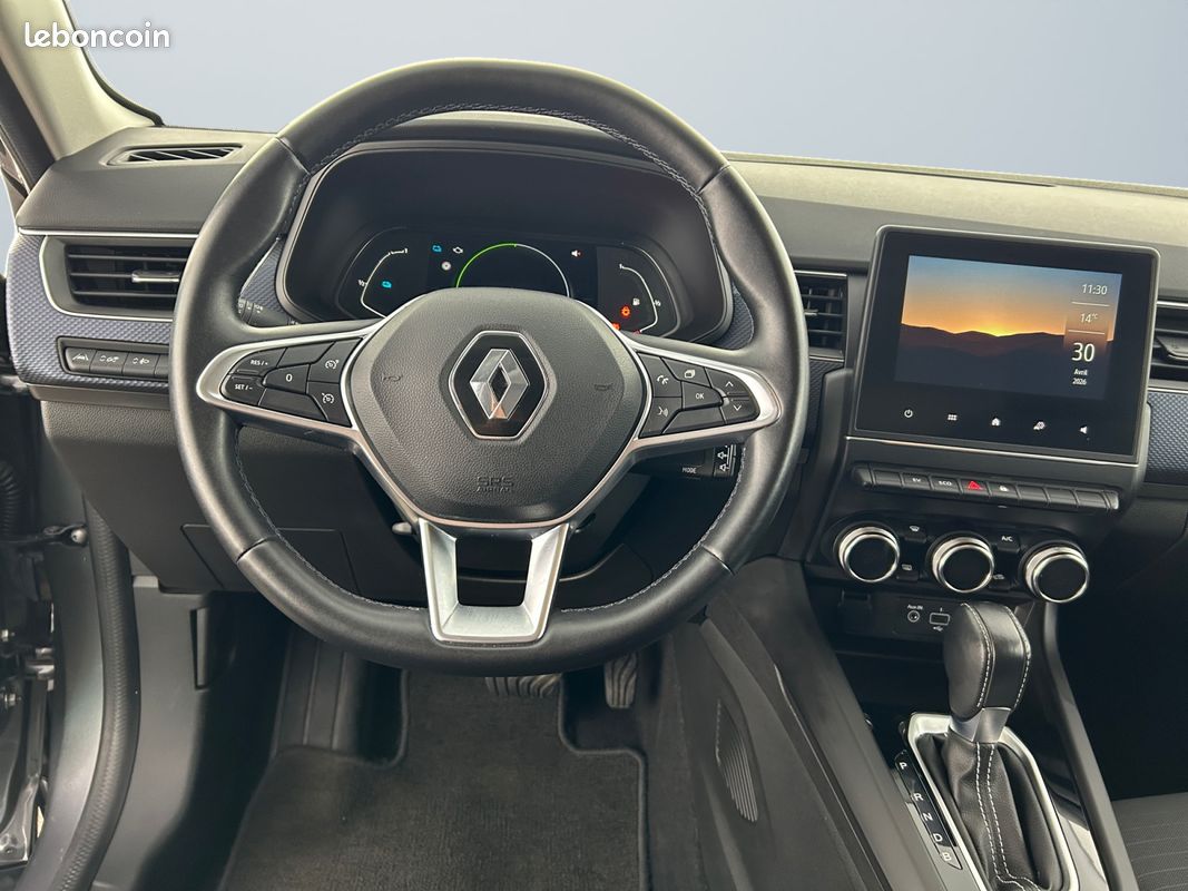 RENAULT Arkana E-Tech hybride 145 - 22 Techno (image 12)
