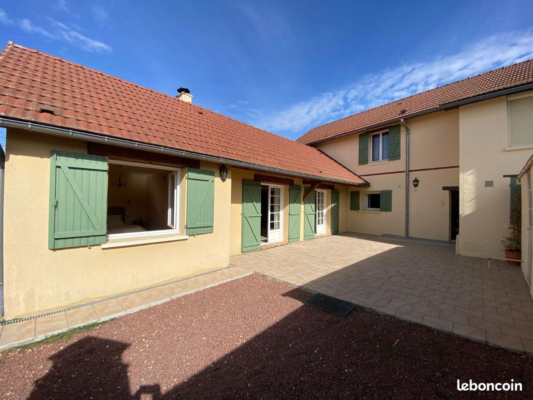 Maison 6 pièces 150 m² · à Saint-Prest · 150 m² · 238 100 €