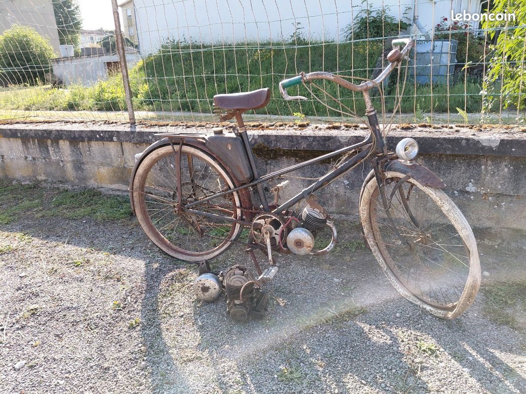 Motobécane AV3 - Motos