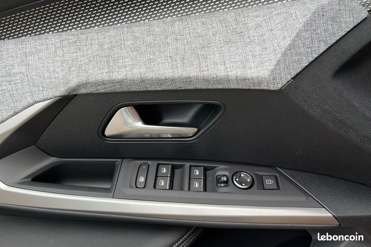Peugeot 5008 HYBRID 145 E-DCS6 GT 360 T.O 7PL-37% (image 12)