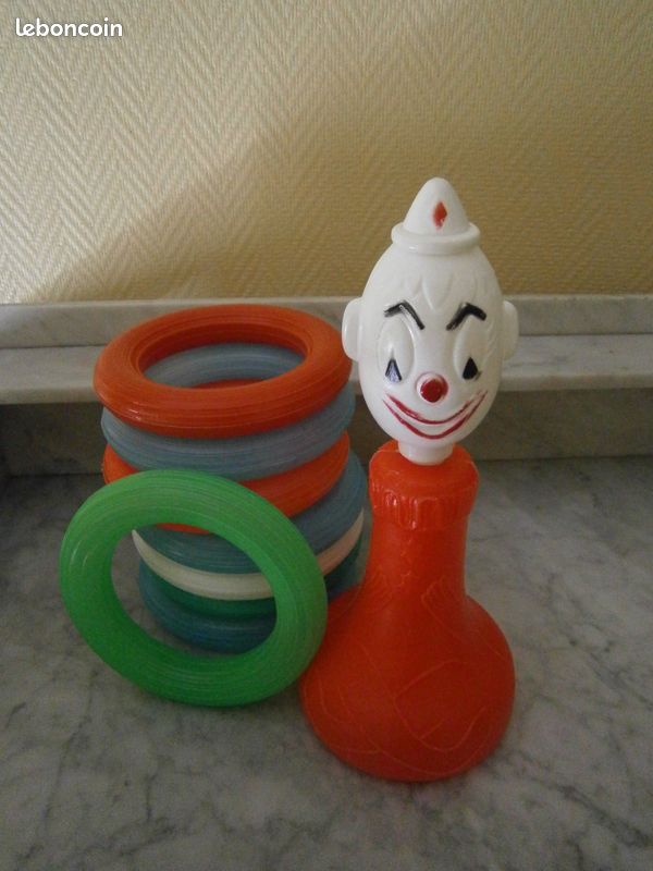 Clown + anneaux plastique jeu de plage de bazar années 60 (image 2)