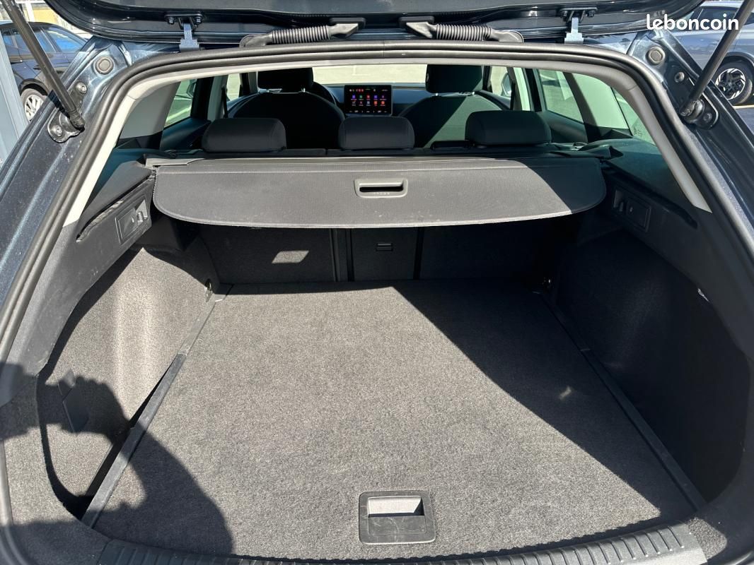 Seat Leon SPORTSTOURER 2.0 TDI 115 BVM6 Business (image 28)