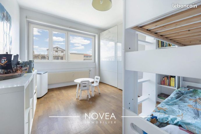 Appartement 4 pièces 91 m² — 10
