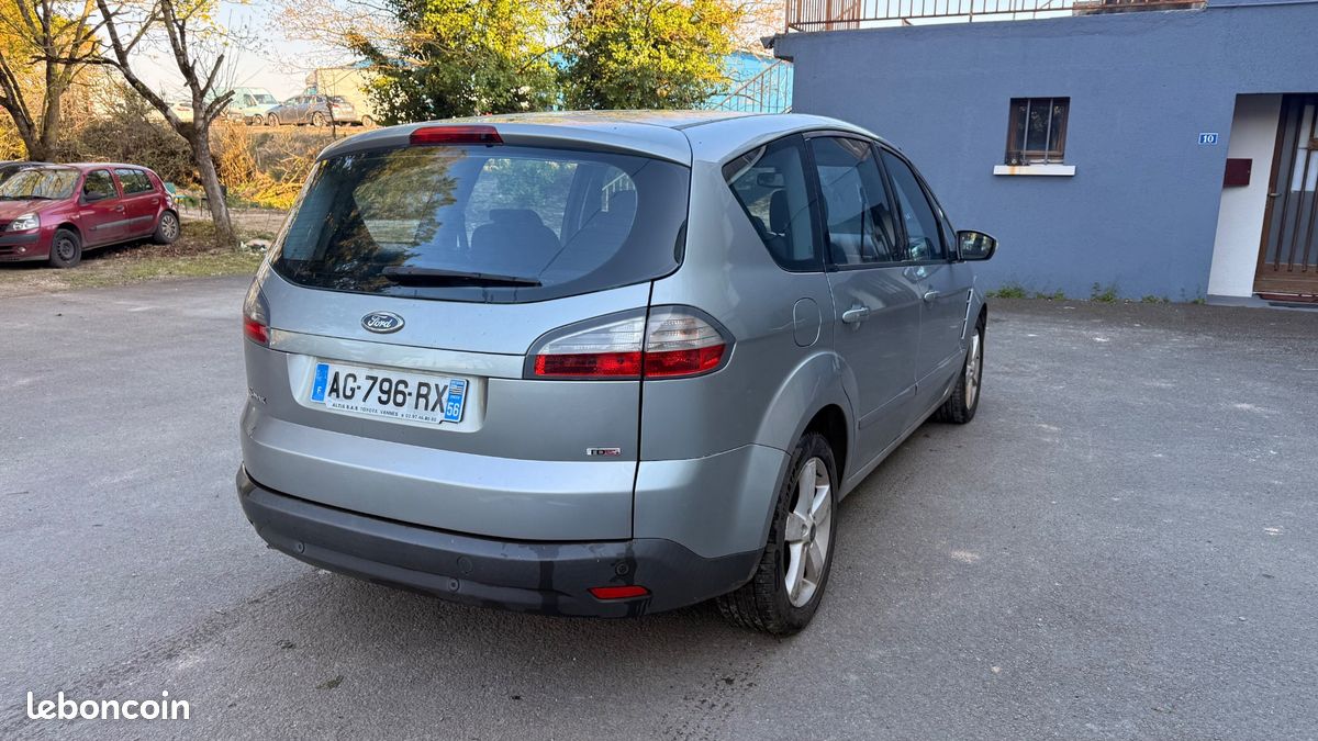 FORD S-MAX FORD S-MAX Titanium 7 Places (image 3)