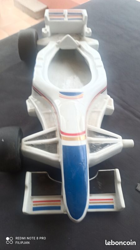 Voiture Formule 1 GM en faience pour bricoleur (image 2)