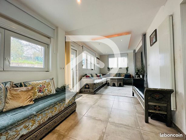 Maison 8 pièces 160 m²