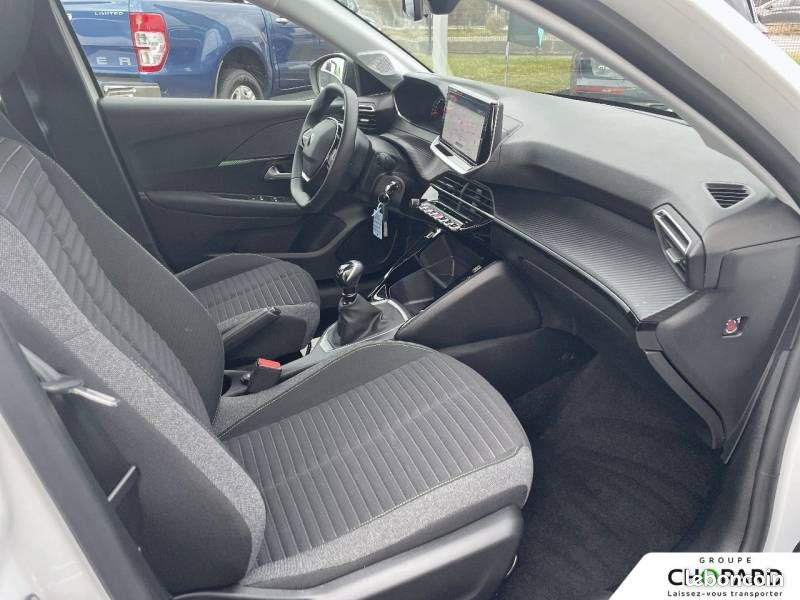 Peugeot 208 PureTech 100 S&S BVM6 Active (image 15)