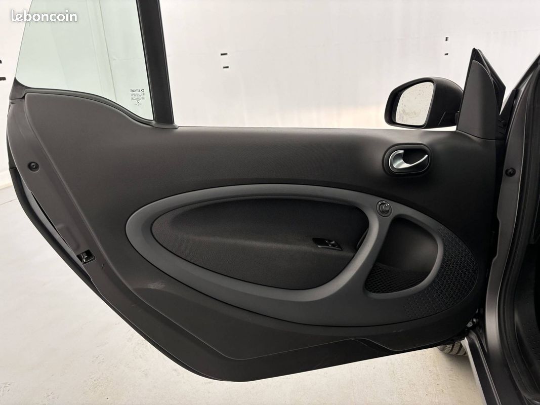 SMART Fortwo Coupé 82 ch Passion (image 11)
