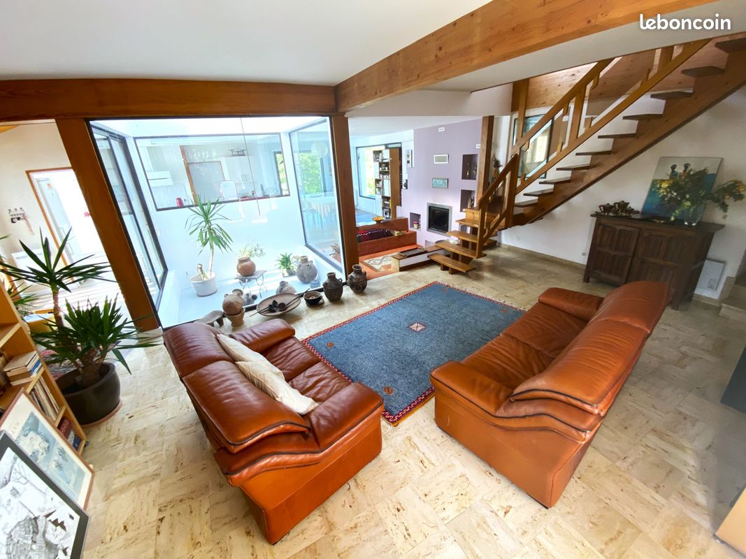 Maison 8 pièces 200 m² - Smarves 86240 (image principale 3)