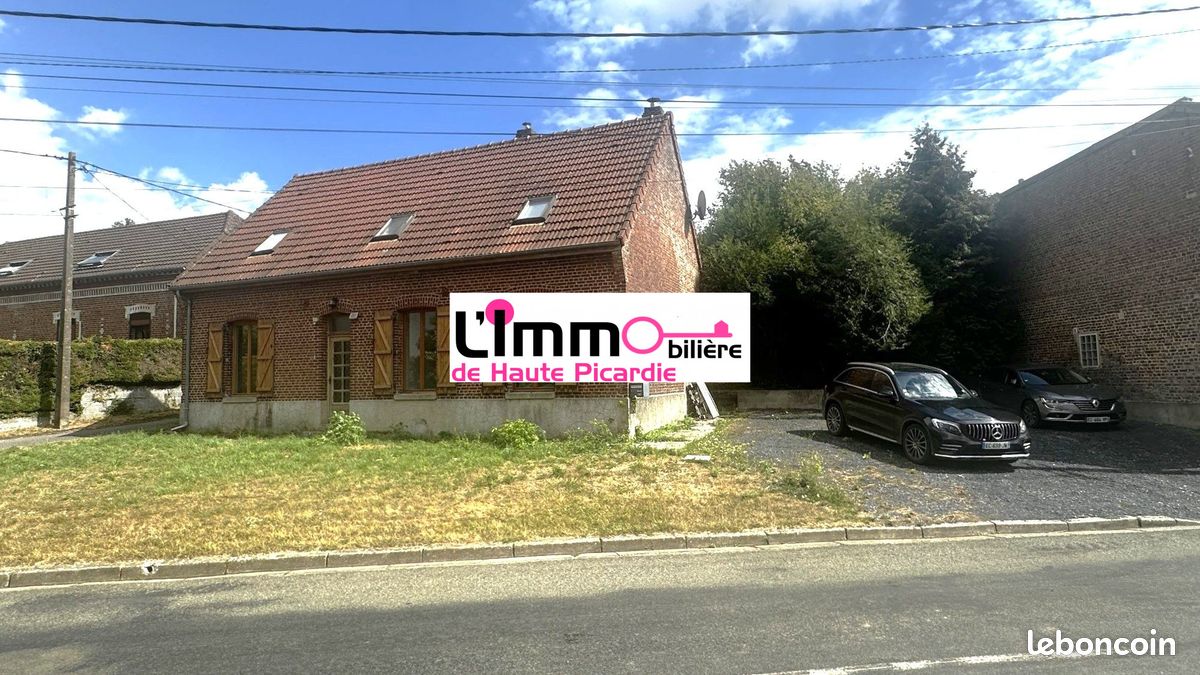 Maison 6 pièces 125 m² · à Combles · 125 m² · 149 750 €