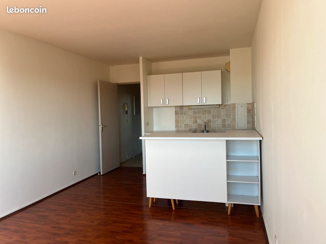 Appartement a louer plaisir - 1 pièce(s) - 26 m2 - Surfyn