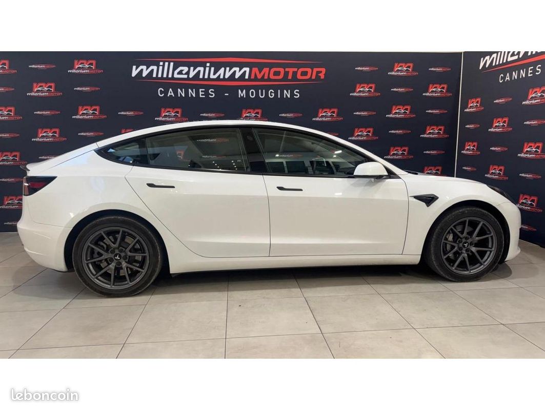 TESLA MODEL 3 RWD MY22 Standard Plus - GARANTIE 6 MOIS (image 5)