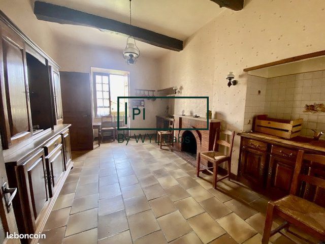 Maison 6 pièces 188 m² · à Seissan · 188 m² · 147 000 €