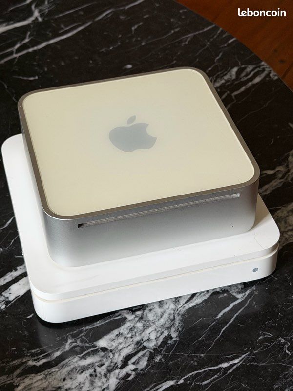 Mac mini et Time Capsule (image 1)