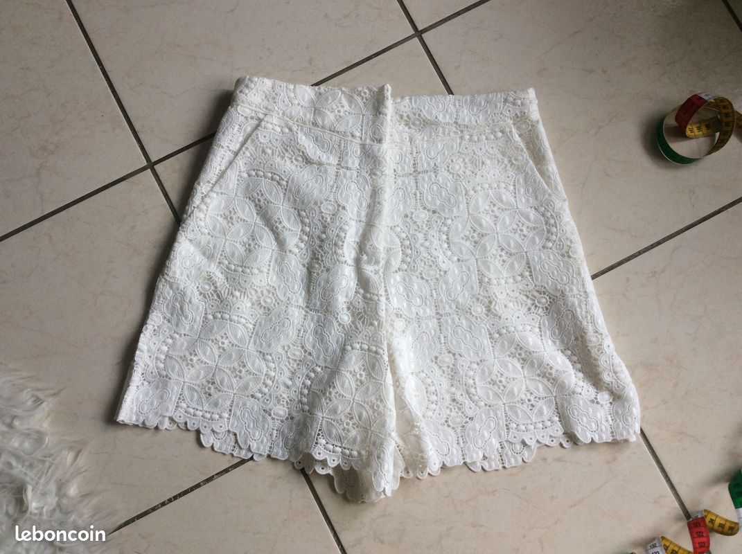Short Maje Broderie Anglaise Blanc Cassée Neuf T36 (image 1)