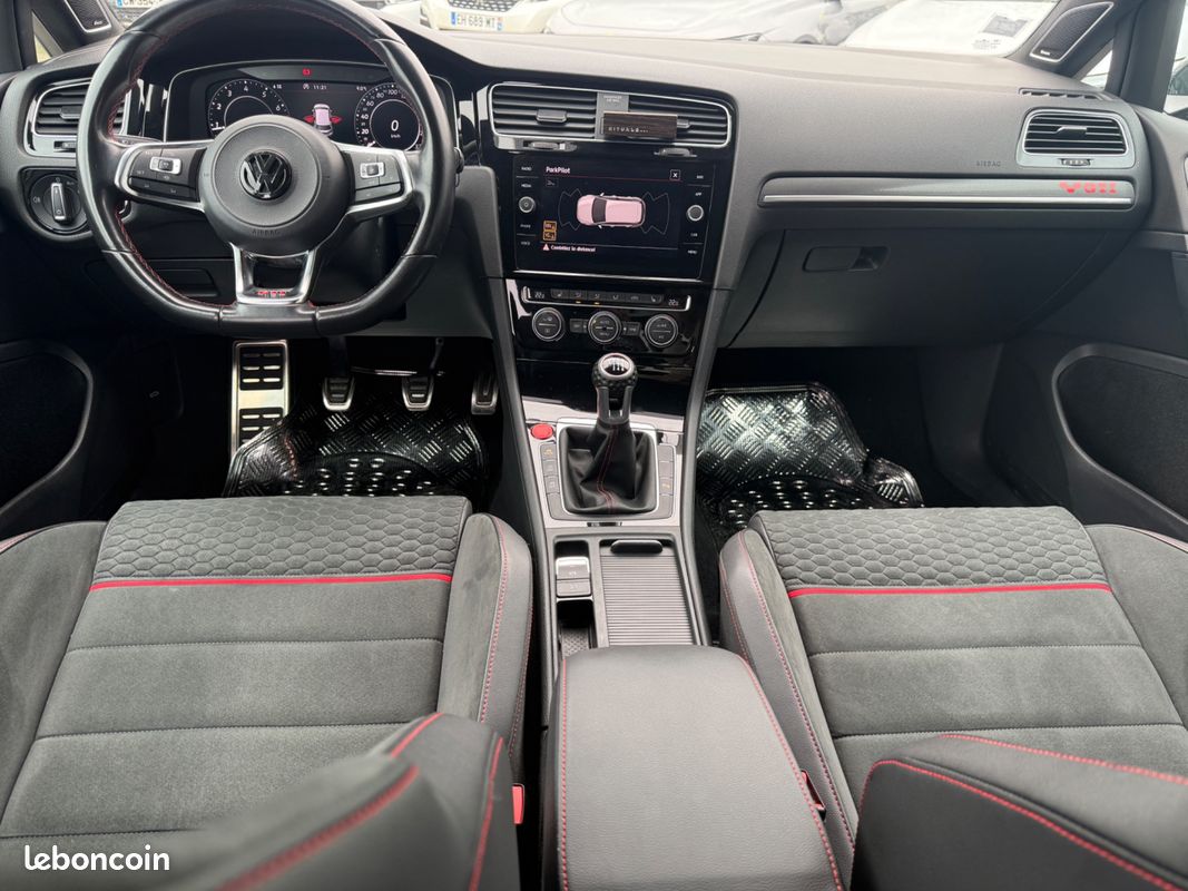 VOLKSWAGEN GOLF GTI 2.0 TSI EVO 245CH PERFORMANCE - CAMERA DE RECUL - REGULATEUR / LIMITEUR - SIEGES CHAUFFANTs (image 20)