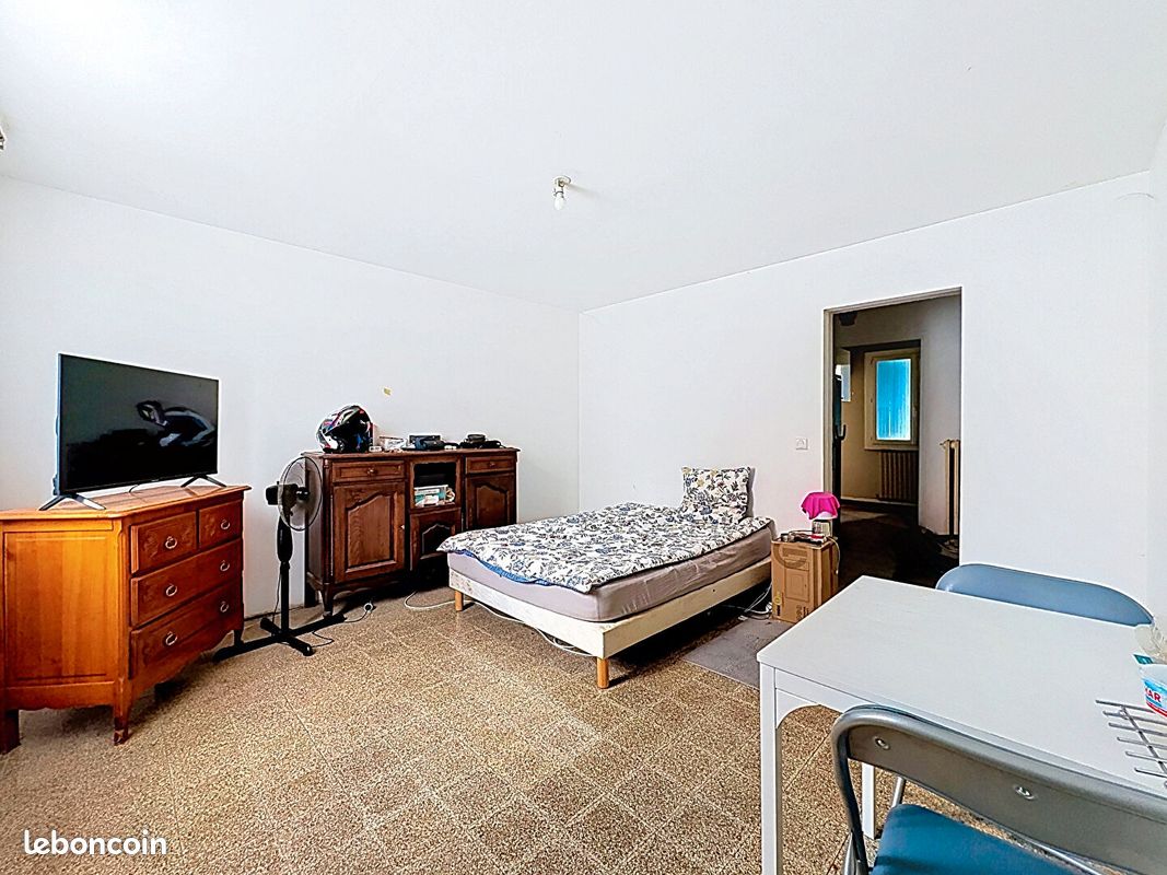 Appartement 3 pièces 60 m² · à Avignon · 60 m² · 69 000 €