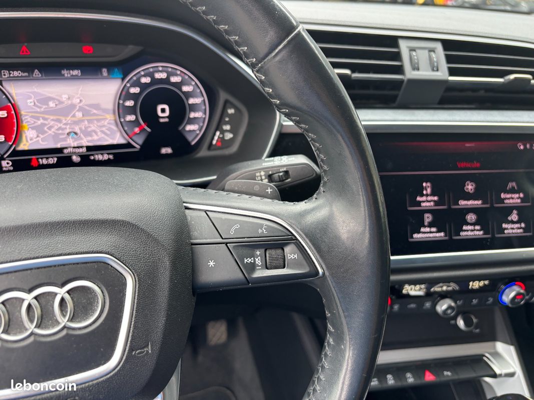 AUDI Q3 Q3 35 TDI 150 ch S tronic 7 Design Luxe OPTIONS/PHARES MATRIX/JANTES SPORT/BANG OLUFSEN/SUIVI COMPLE (image 30)