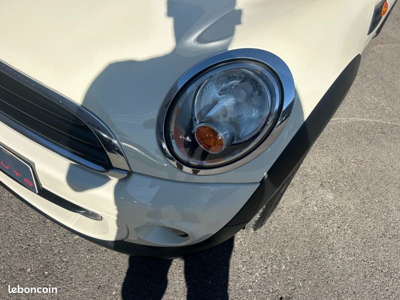Mini CABRIO ONE 98CH (image 7)