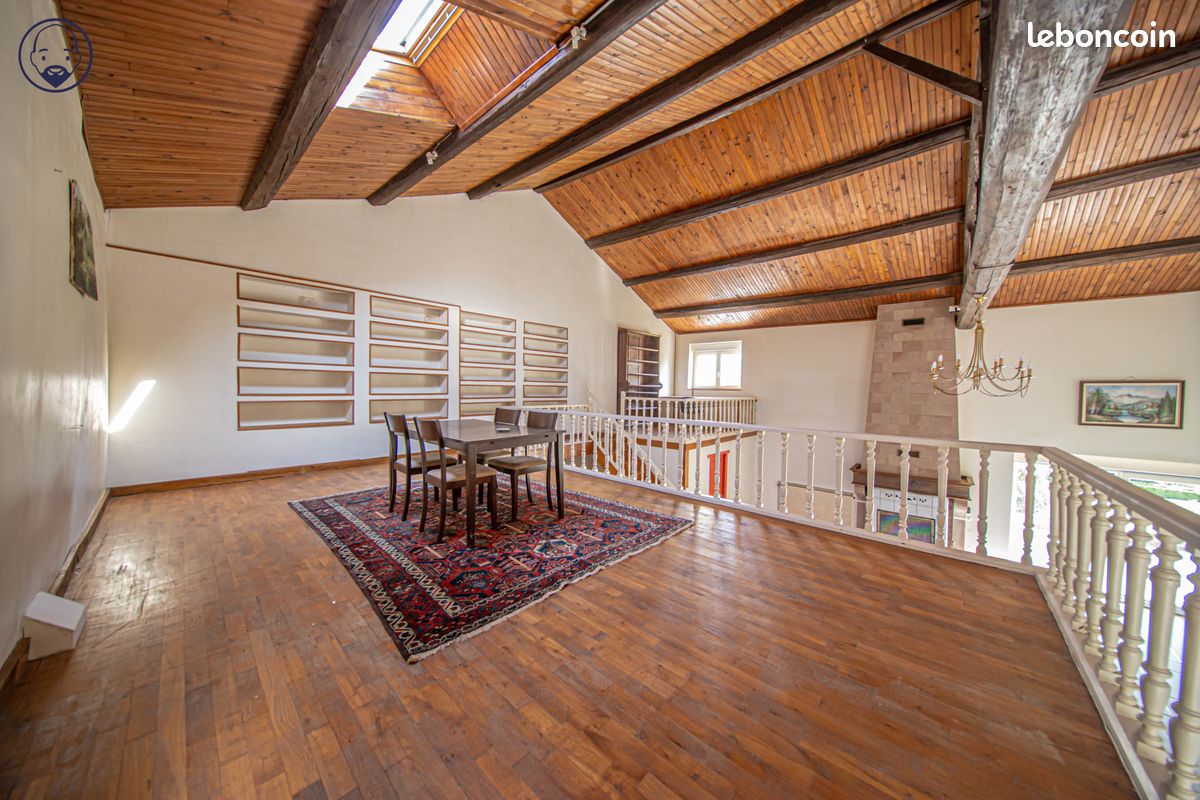Propriété 10 pièces 314 m² (image 11)