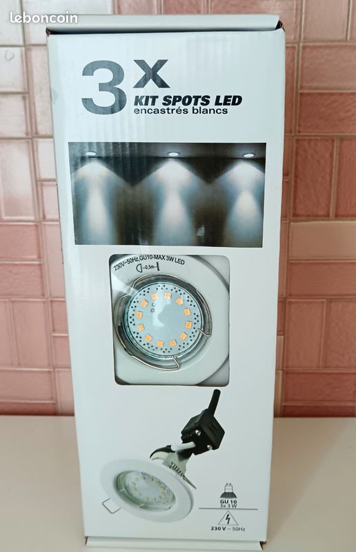 3 Spots LED Encastrables Blanc Chaud - 12W, 1000-1999 Lm - Neufs