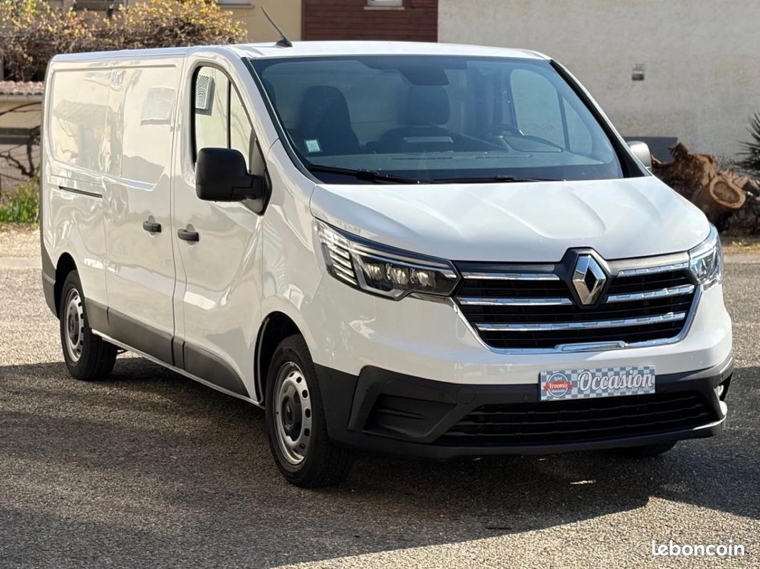 Renault Trafic Vu FOURGON 2.0 BLUEDCI 130 30 L2H1 GRAND-CONFORT (image 4)