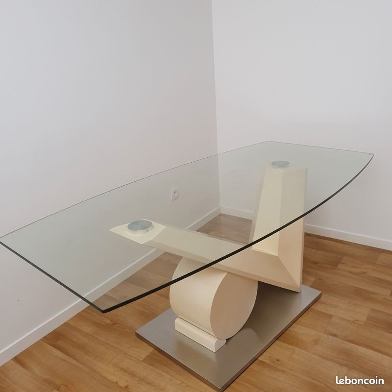 Table à manger (image 1)