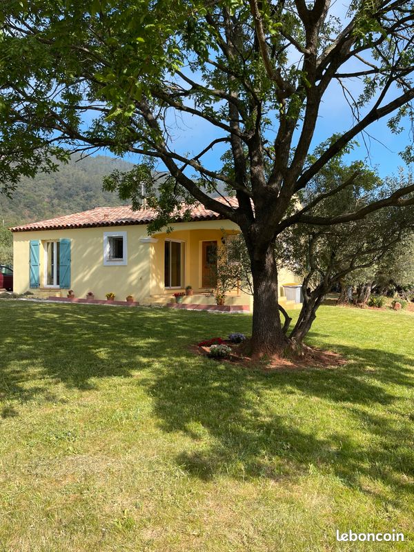 Maison 5 pièces 103 m² · à Gonfaron · 103 m² · 23 000 €