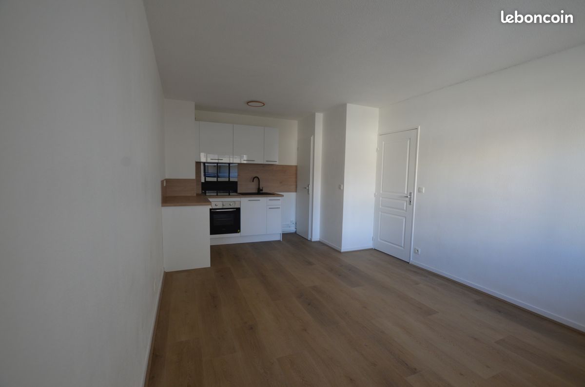 Parking 2 pièces 35 m² · à Pau · 35 m² · 630 €/mois
