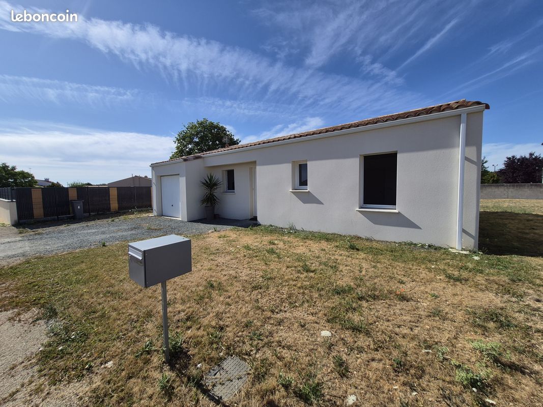 Maison 4 pièces 90 m² · à Sainte-Gemme-la-Plaine · 90 m² · 224 000 €