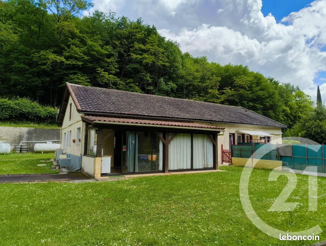 Maison 8 pièces 153 m² · à Carlux · 153 m² · 222 000 €