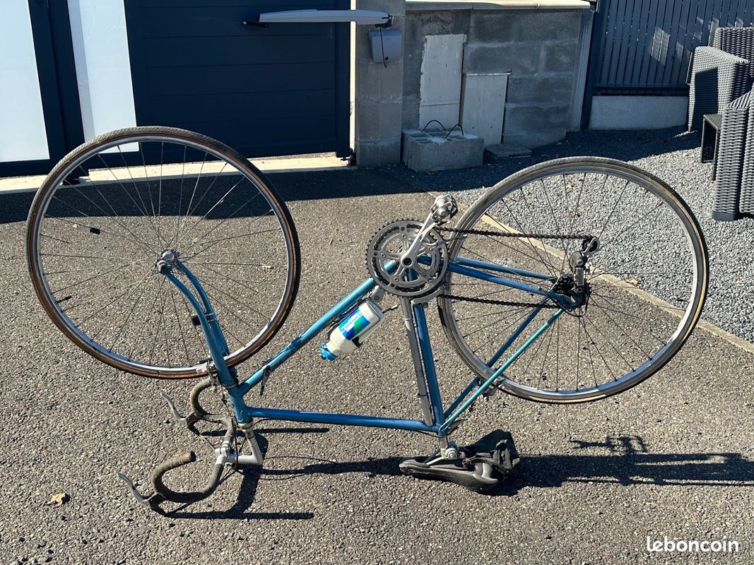 CADRE VELO DE course Roold marque Bretonne vintage Reynolds route Frame CADRE VELO DE course Roold marque Bretonne vintage Reynolds route Frame