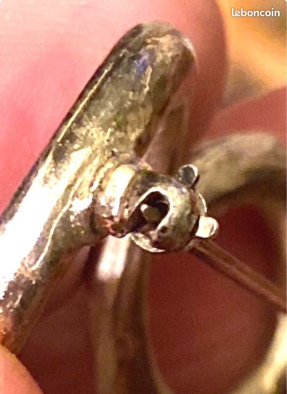 Ancien PIN'S broche nominative Prénom Cécile fleur émail bijou vintage 176