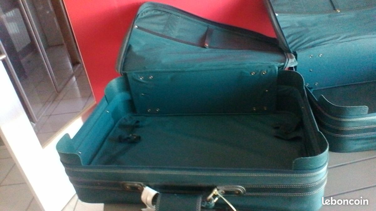 2 valises vertes en toile goldenman (image 3)