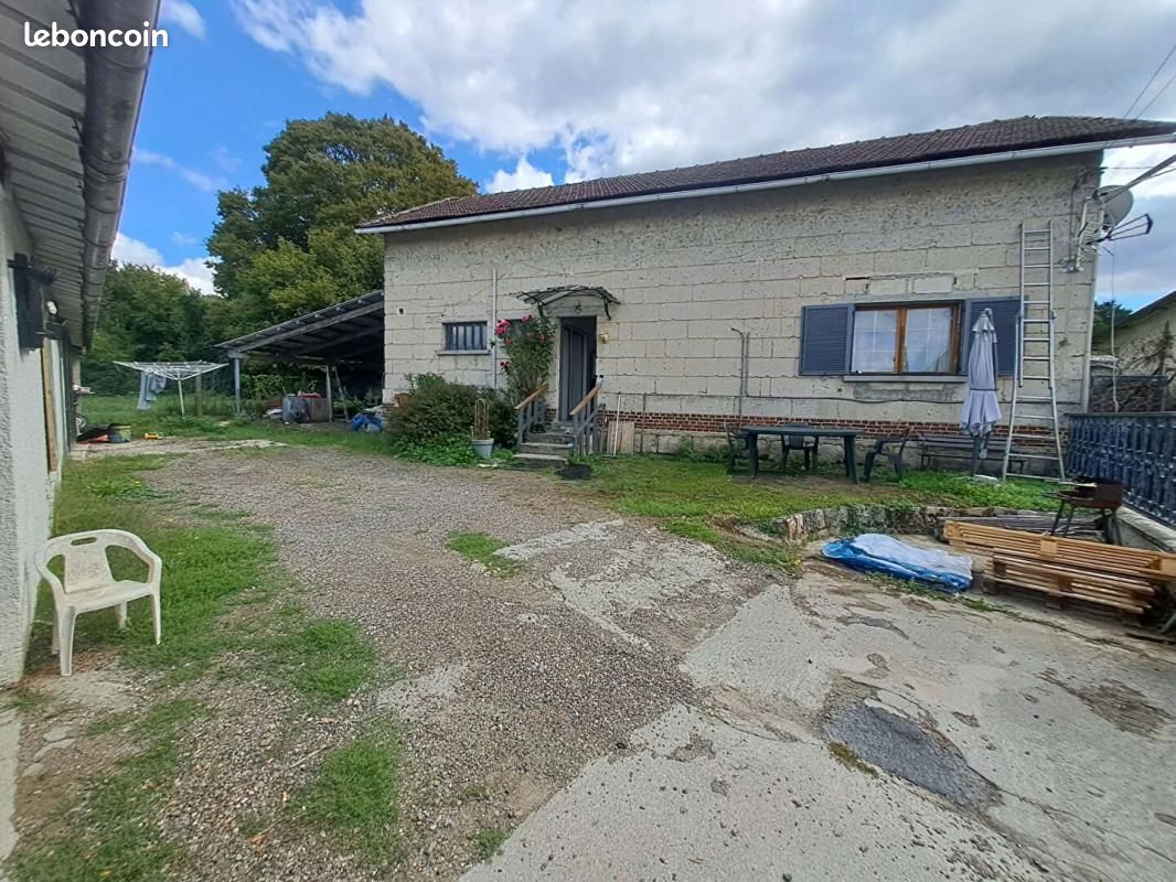 Maison 4 pièces 100 m² · à Folembray · 100 m² · 75 500 €