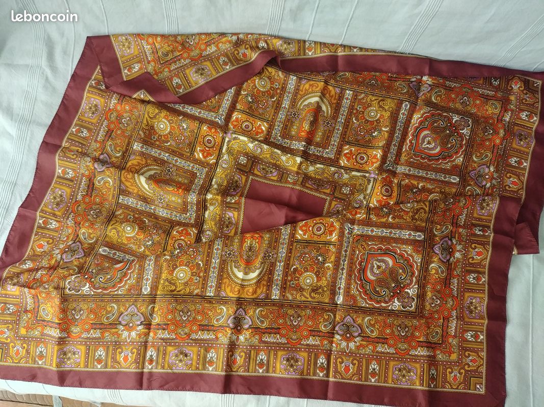 Foulard carré russe en soie 100% (image 5)