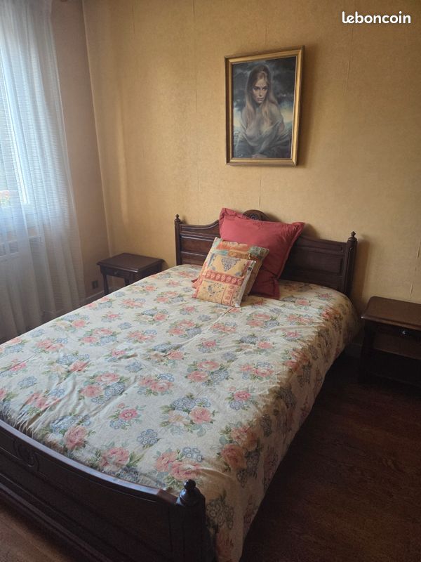 Chambre complète en bois massif style Louis-Philippe (image 3)