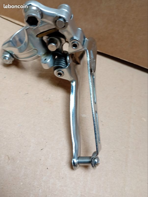 Dérailleur Avant Shimano 600 Arabesque FD-6200 - 28,6mm - Occasion