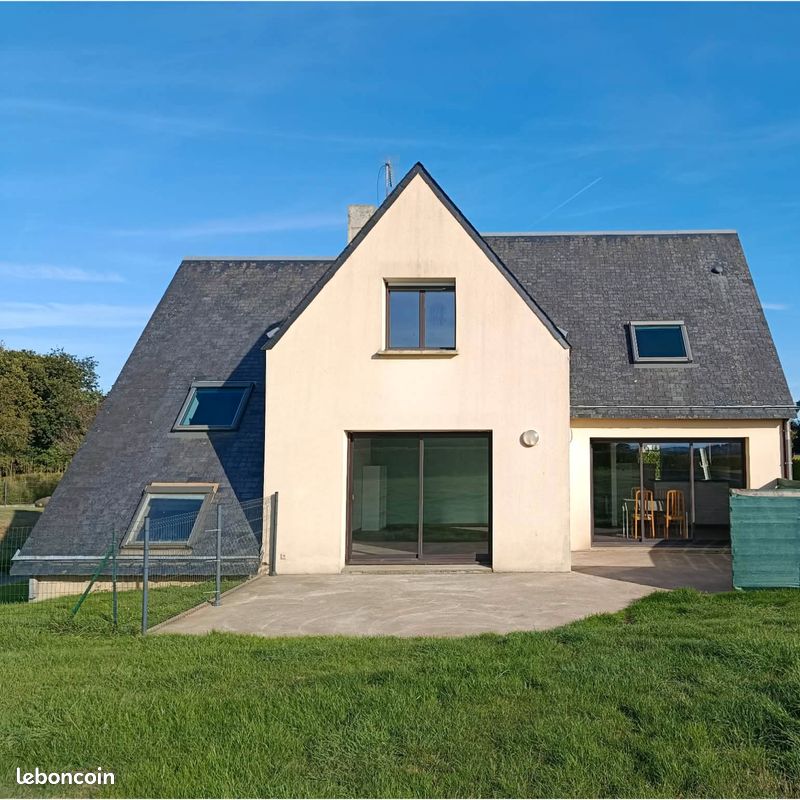 Maison 7 pièces 115 m² · à Mespaul · 115 m² · 1 100 €/mois